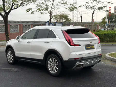 Cadillac XT4
