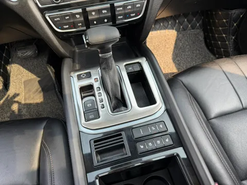 Gac GS8
