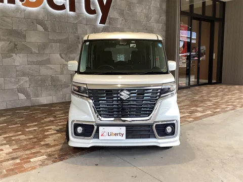 Suzuki Spacia Custom