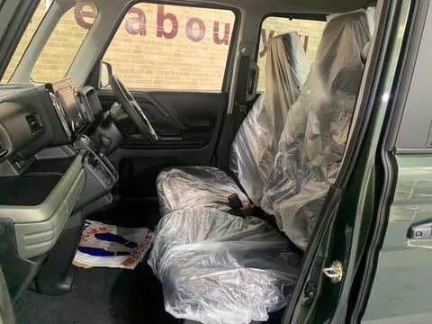 Suzuki Spacia Gear