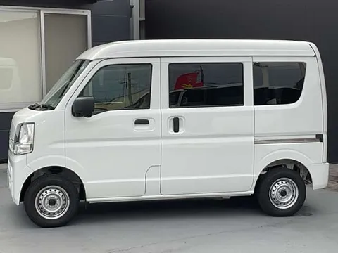 Nissan Clipper