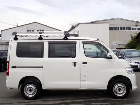 Toyota TownAce Van