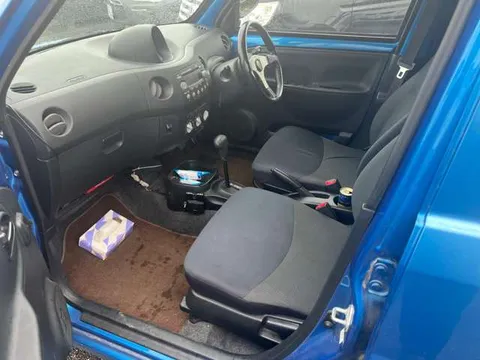 Daihatsu Esse