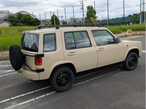 Nissan Rasheen