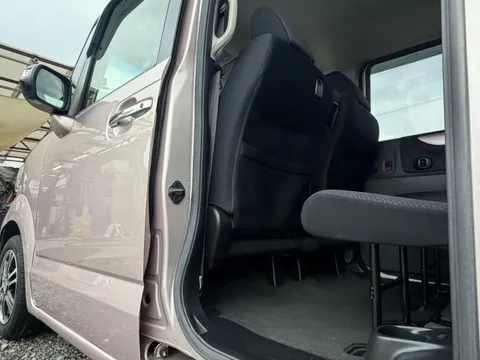 Honda N-BOX Plus