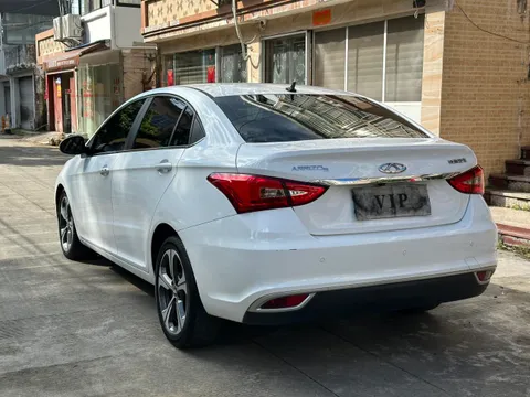 Chery Arrizo 5