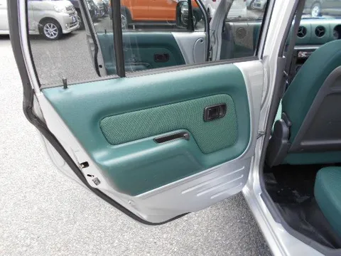 Daihatsu Naked
