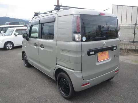 Suzuki Spacia Base