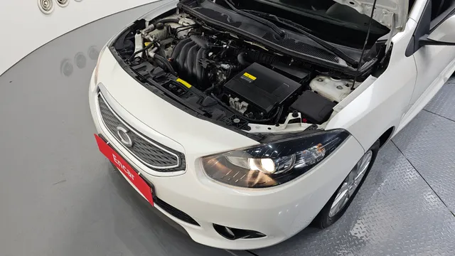 Renault SM3