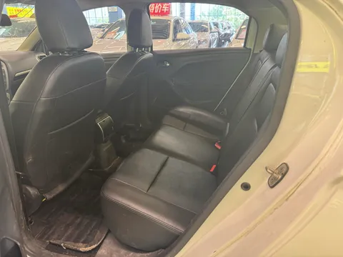 Peugeot 301