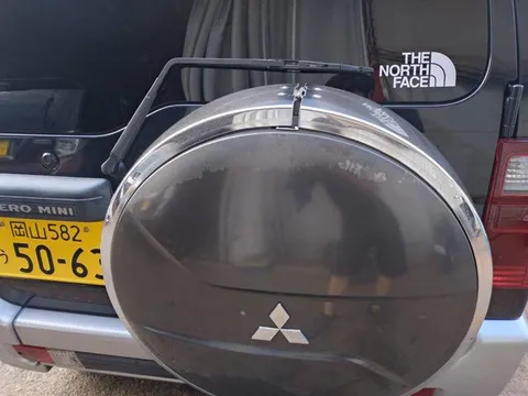 Mitsubishi Pajero Mini