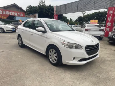 Peugeot 301