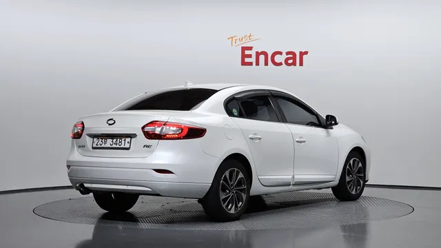 Renault SM3