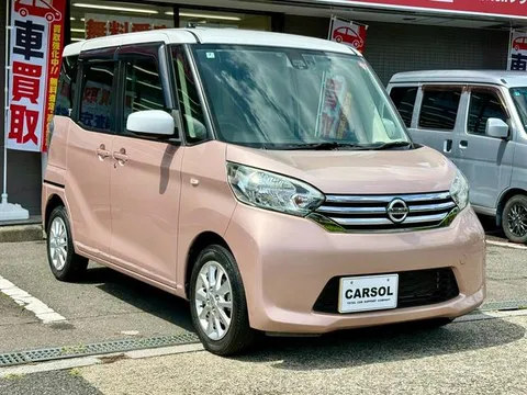 Nissan Dayz Roox