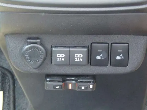 Daihatsu Mira Tocot