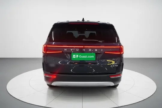 Hyundai Custo