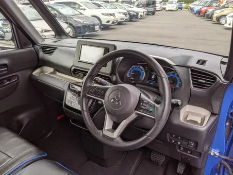 Mitsubishi Delica Mini