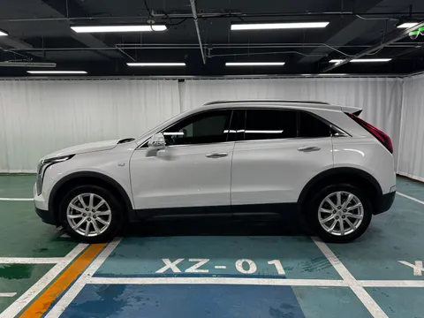 Cadillac XT4