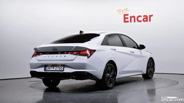 Hyundai Elantra (Avante)