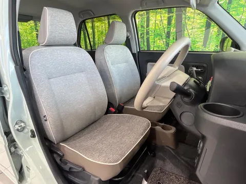 Daihatsu Mira Tocot