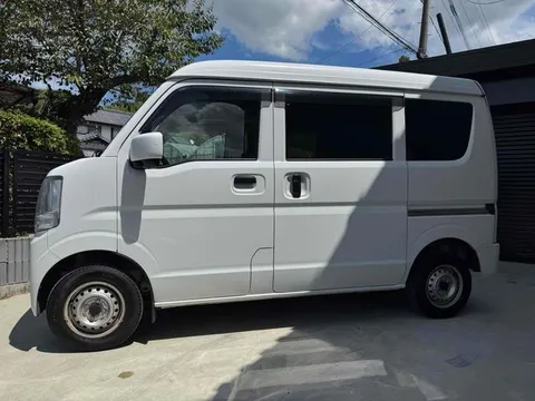 Nissan Clipper