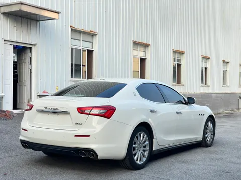 Maserati Ghibli