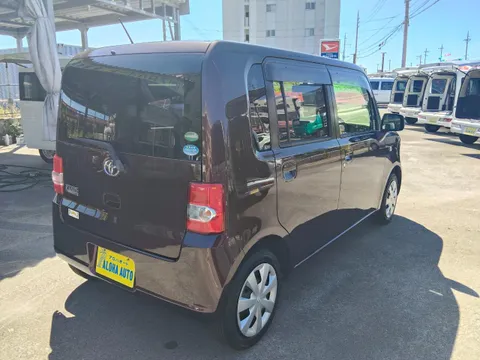 Toyota Pixis Space