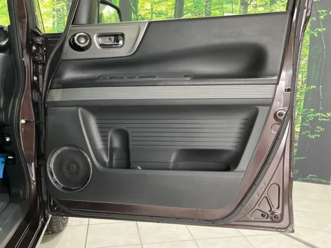 Honda N-BOX Slash