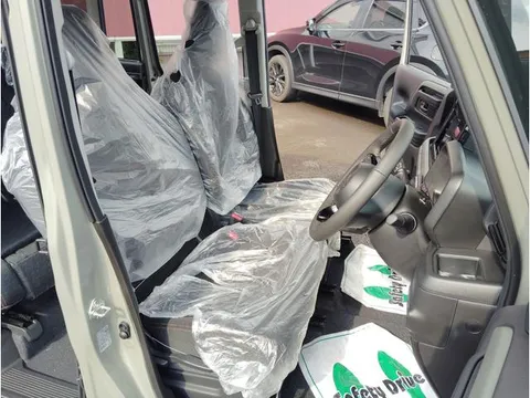 Suzuki Spacia Gear