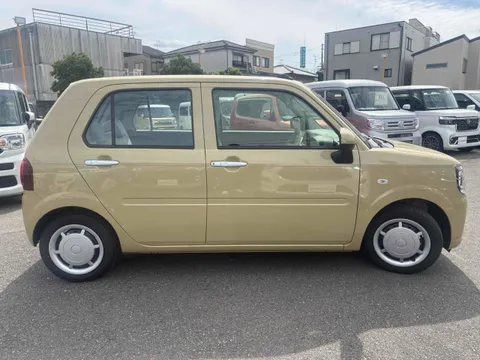 Daihatsu Mira Tocot