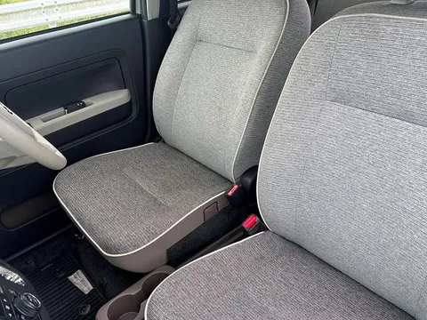 Daihatsu Mira Tocot