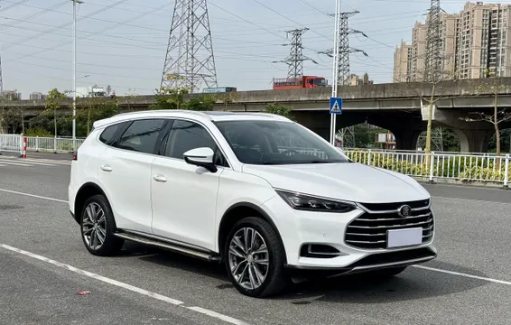 BYD Tang