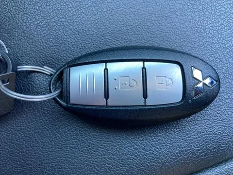 Mitsubishi eK X