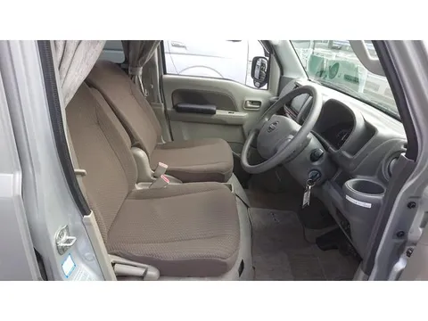 Nissan Clipper