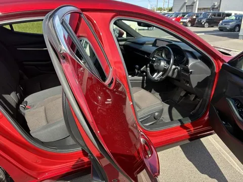 Mazda MAZDA3 Fastback