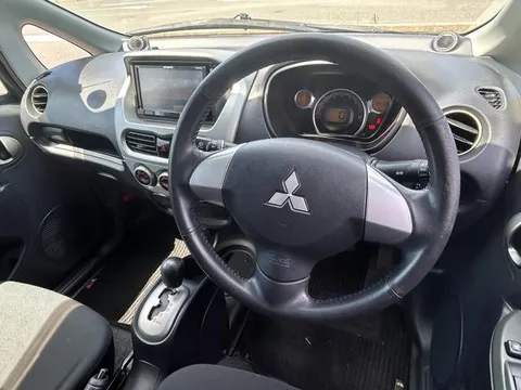 Mitsubishi I
