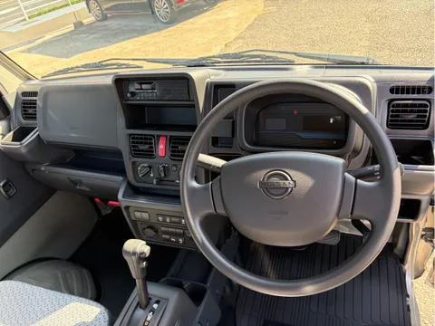 Nissan Clipper Truck
