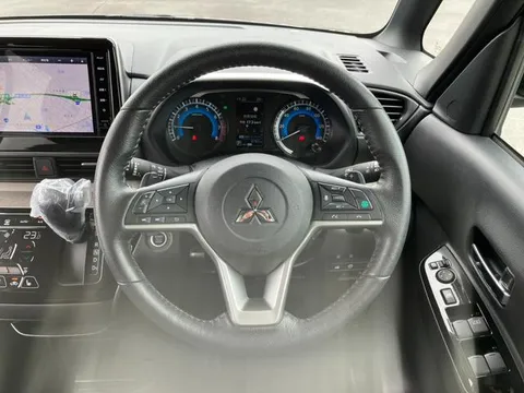 Mitsubishi Delica Mini