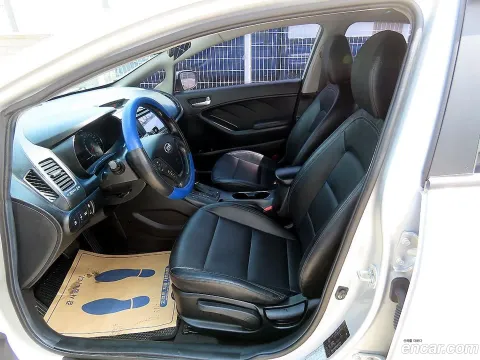 Kia Cerato (K3)