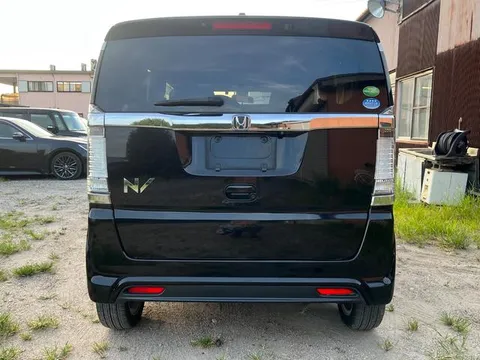 Honda N-BOX Slash
