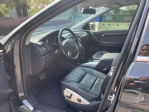 Mercedes-Benz R-Class
