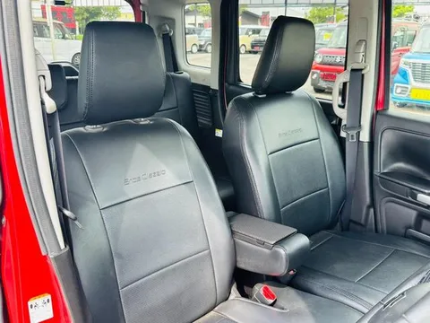 Suzuki Spacia Gear
