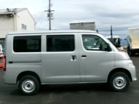 Toyota TownAce Van