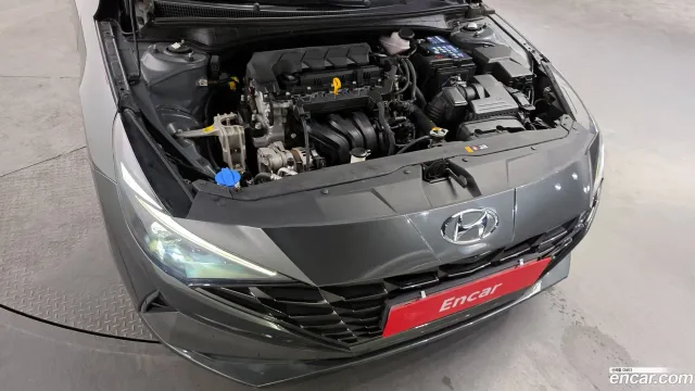 Hyundai Elantra (Avante)