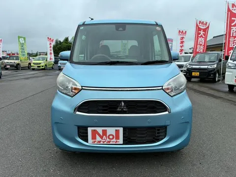 Mitsubishi eK Space