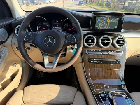 Mercedes-Benz Mercedes-Benz GLC