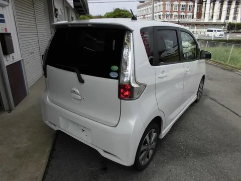 Mitsubishi eK Custom