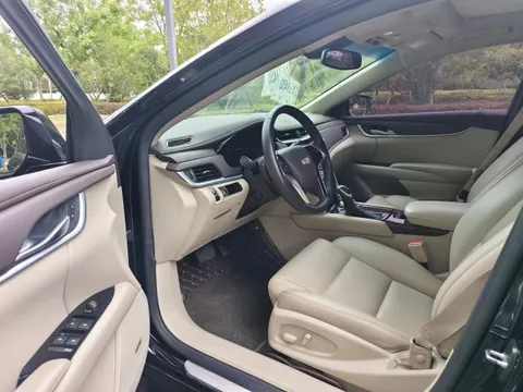Cadillac XTS