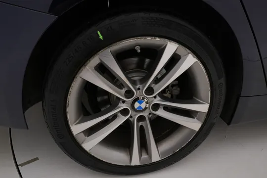 BMW BMW