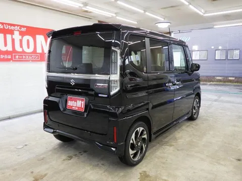Suzuki Spacia Custom